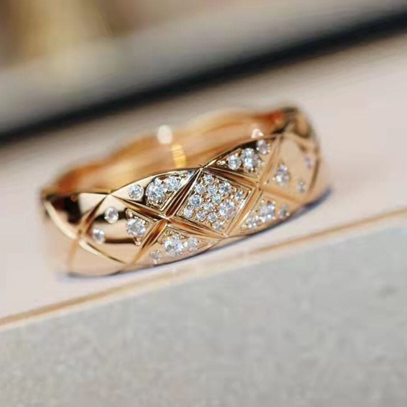 18K Chanel Rose Gold Coco Crush Diamonds Ring