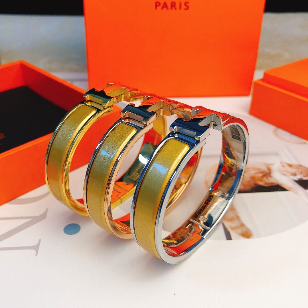 18K Hermes Clic Yellow Bracelet