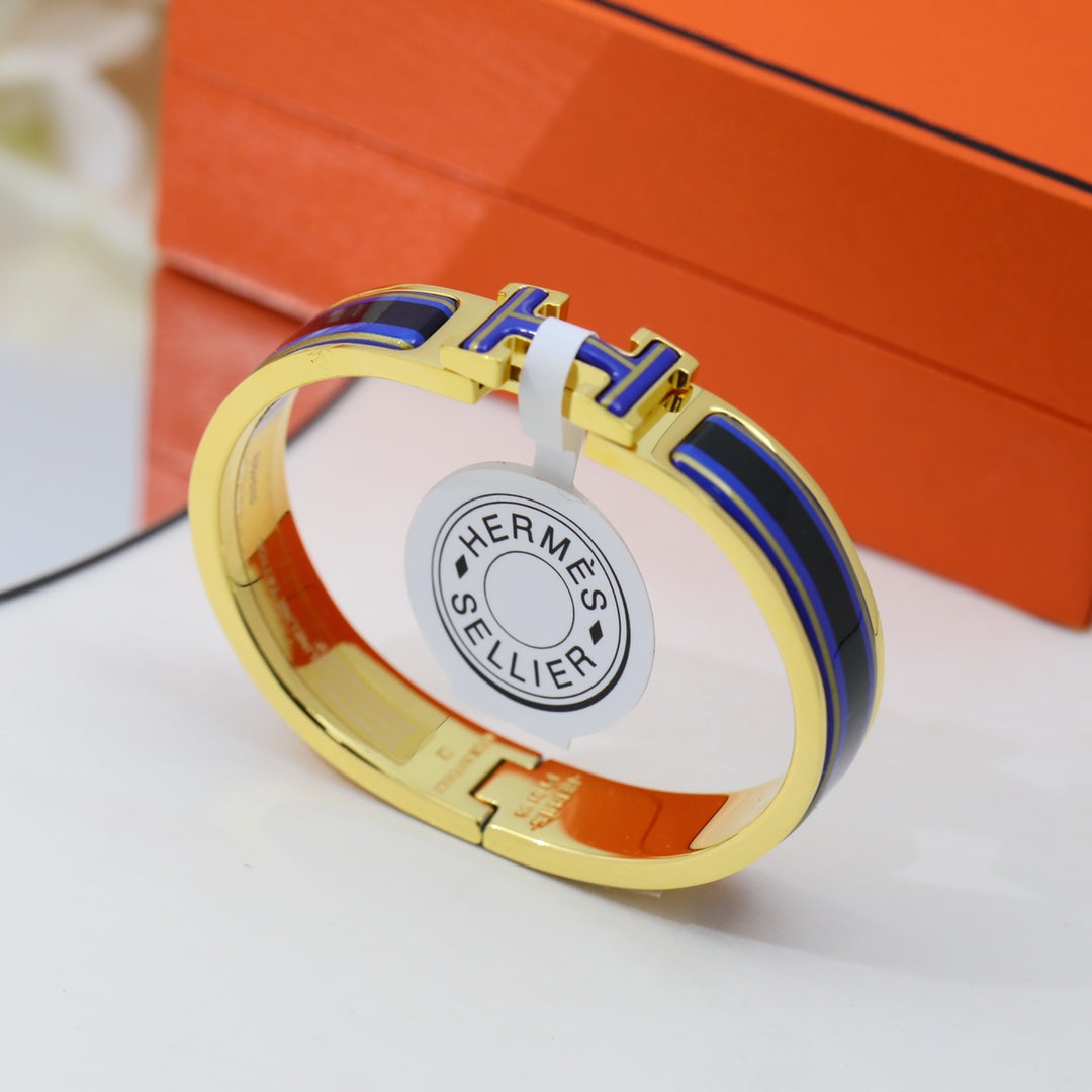18K Hermes Clic Purple Bracelet