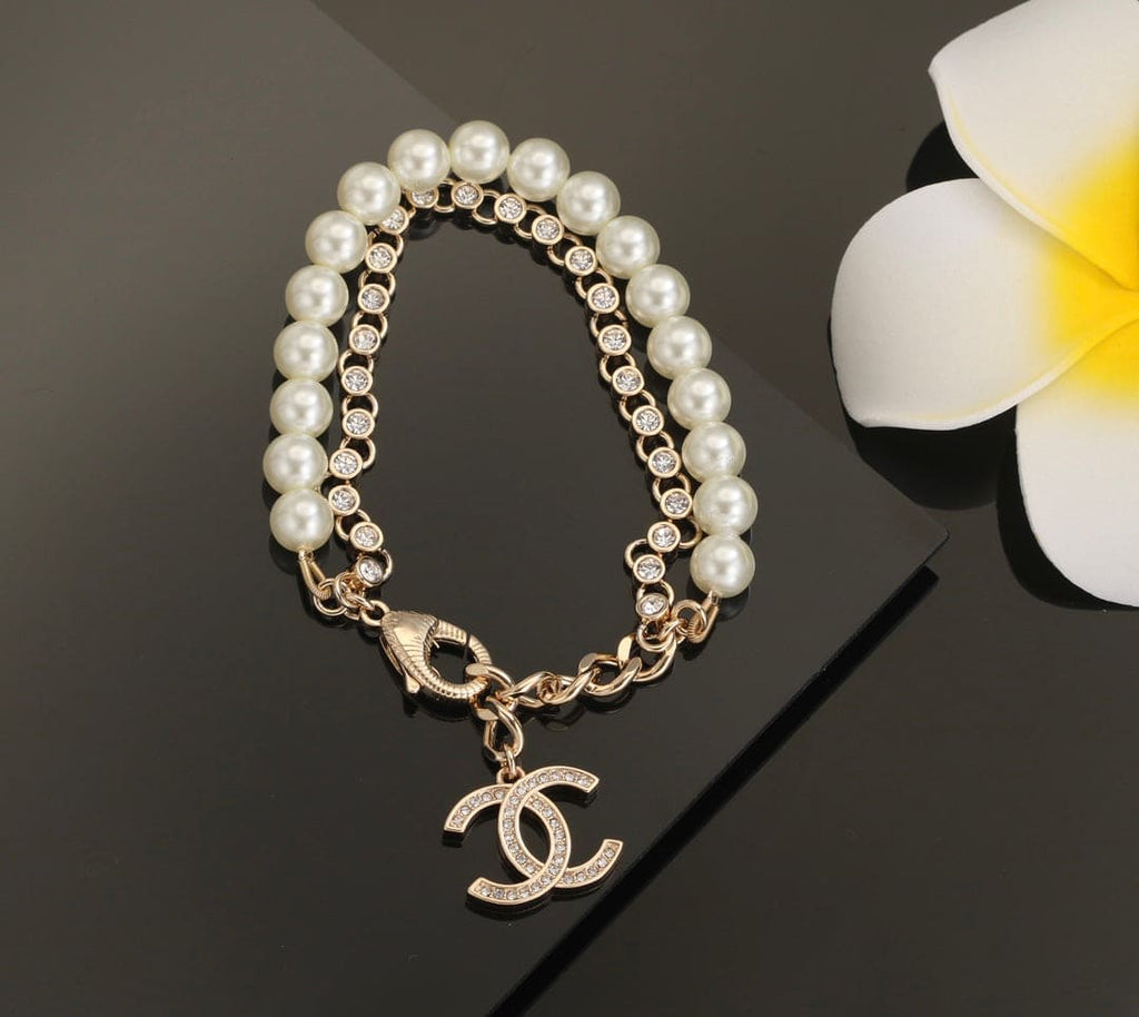 18K Chanel Pearls Chain Bracelet