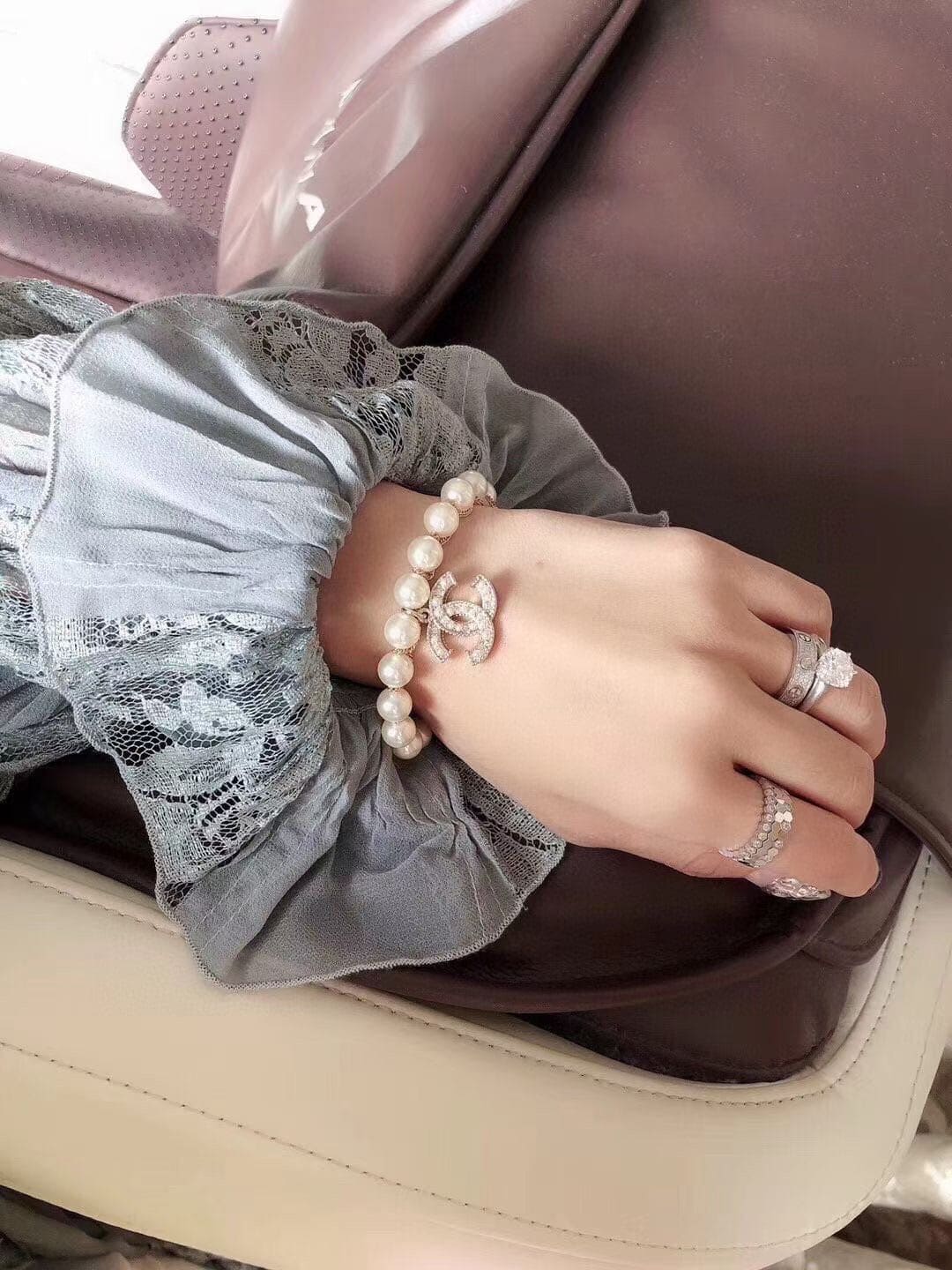 18K Chanel Pearls Bracelet