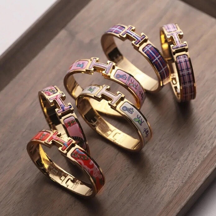 18K Hermes Clic Purple Bracelet