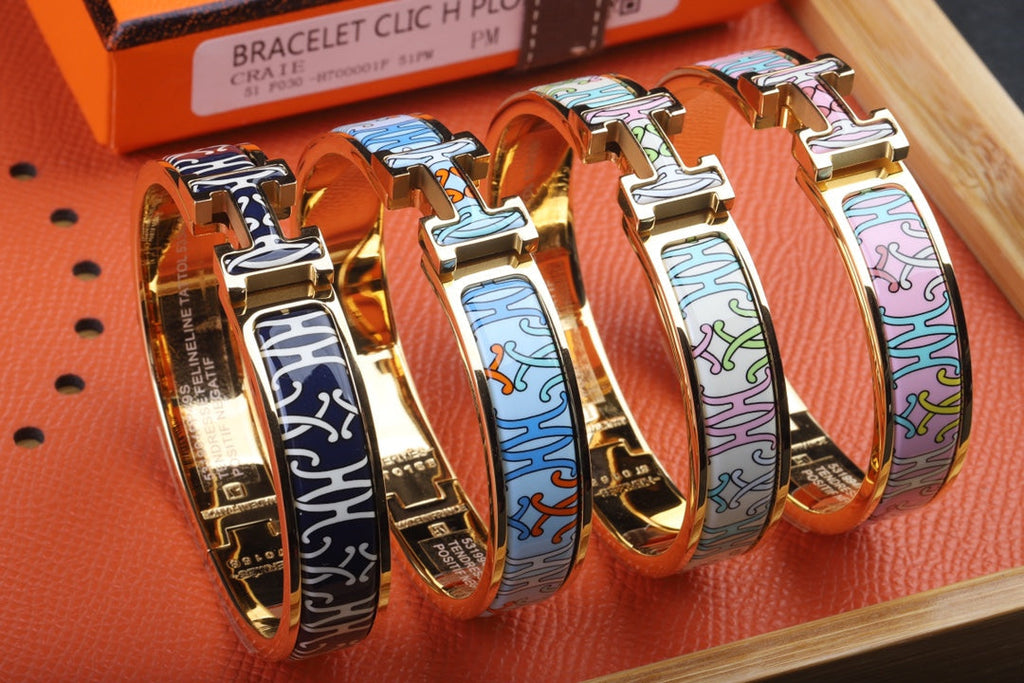 18K Hermes Clic H Lift Pink Bracelet
