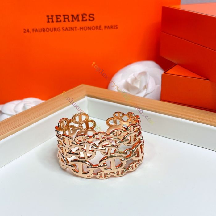 18K Hermes Chaine D'Ancre Wide Cutwork Bracelet