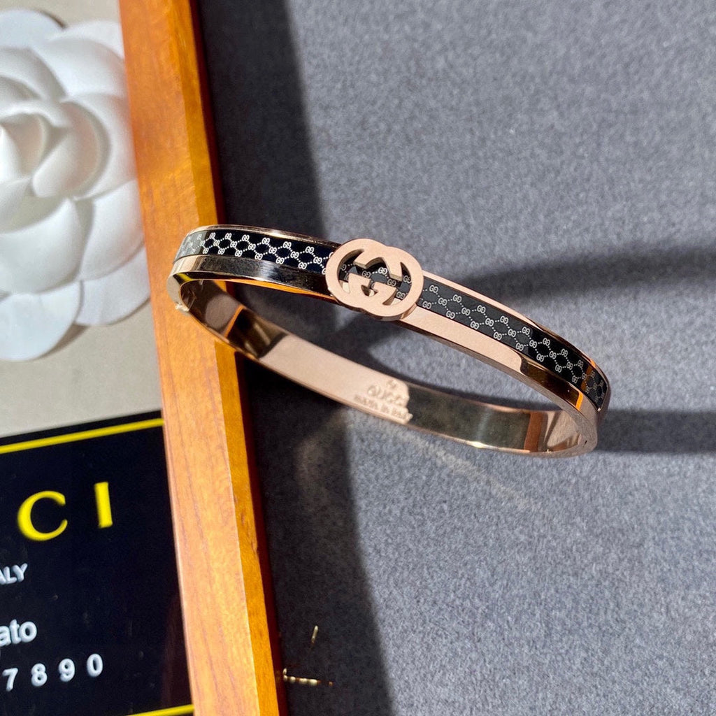18K Gucci Double Vintage Bracelet