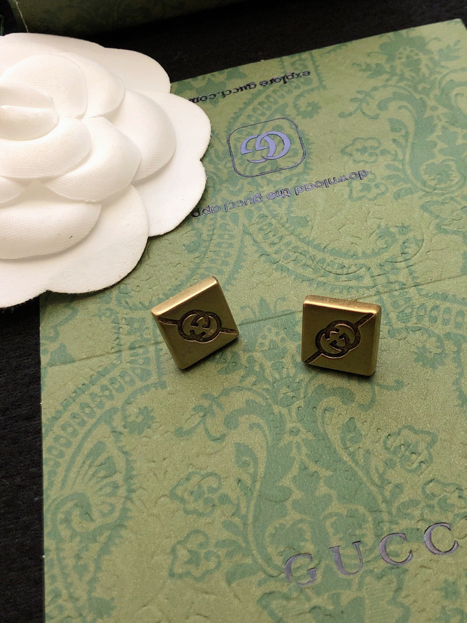 18K Gucci Double Cube Earrings