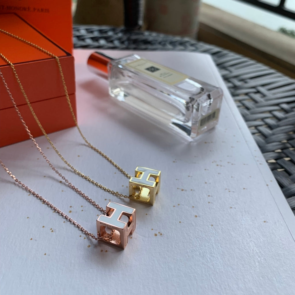 18K Hermes Cage D'H White Necklace