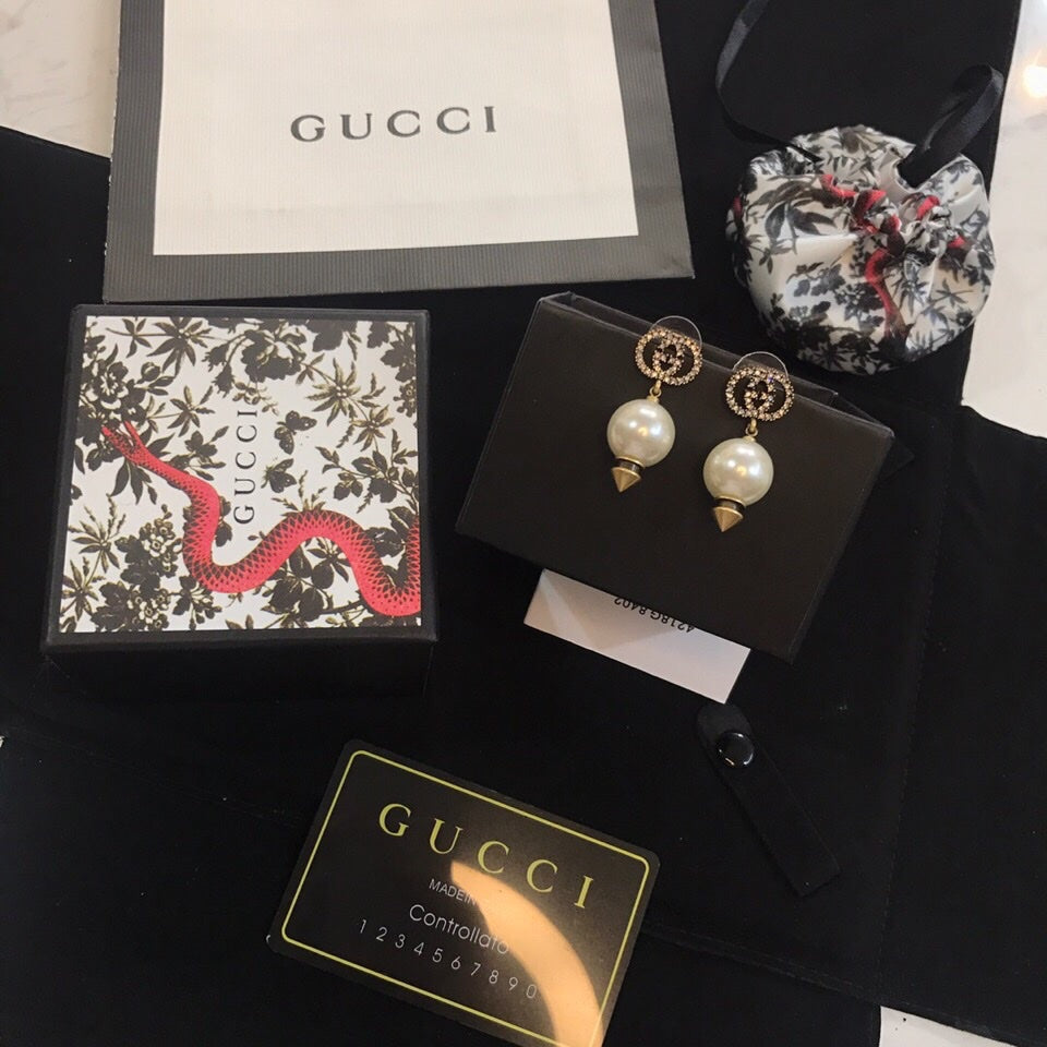 18K Gucci Double Pearl Pendant Earrings