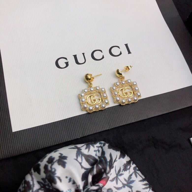 18K Gucci Double Square Pearls Earrings