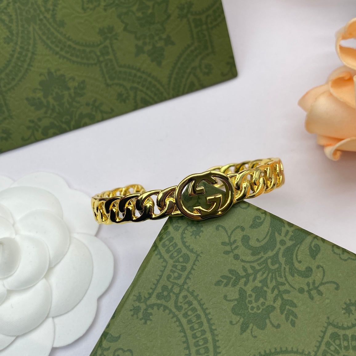 18K Gucci Double Chain Bracelet