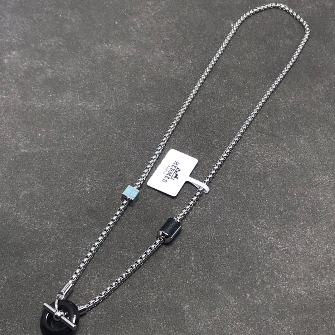 18K Hermes Meli-Melo Necklace