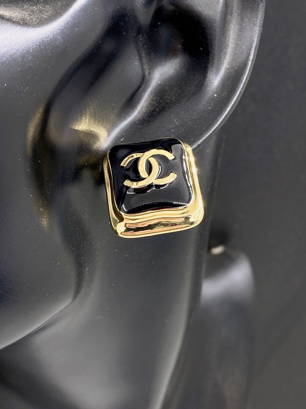 18K Chanel Square Earrings