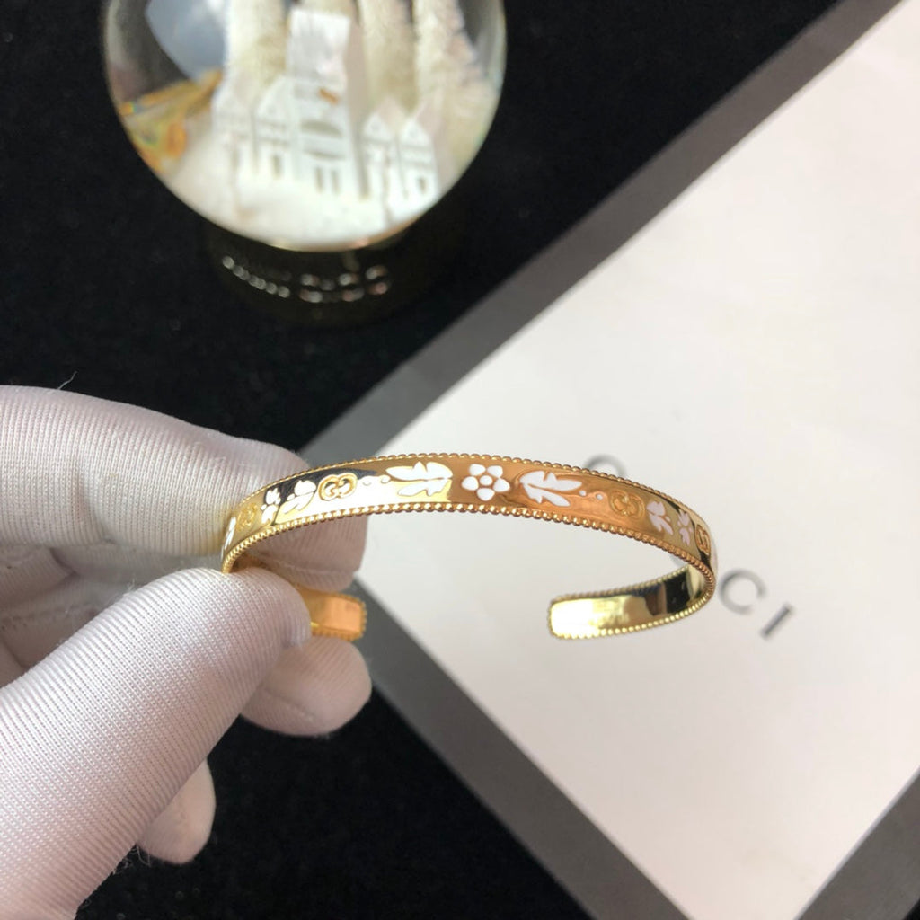 18K Gucci Double Icon Blossom Enamel Bangle Bracelet