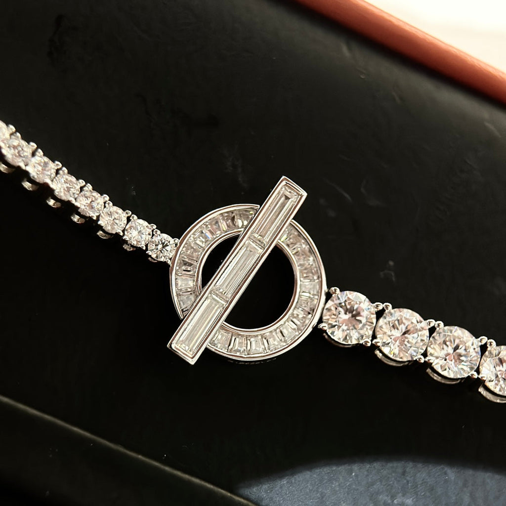18K Hermes Finesse Link Diamond Bracelet