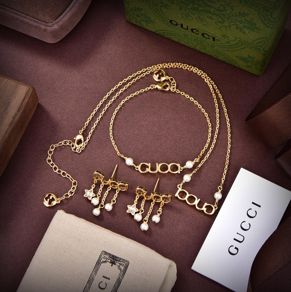 18K Gucci Double Script Pearl Earrings