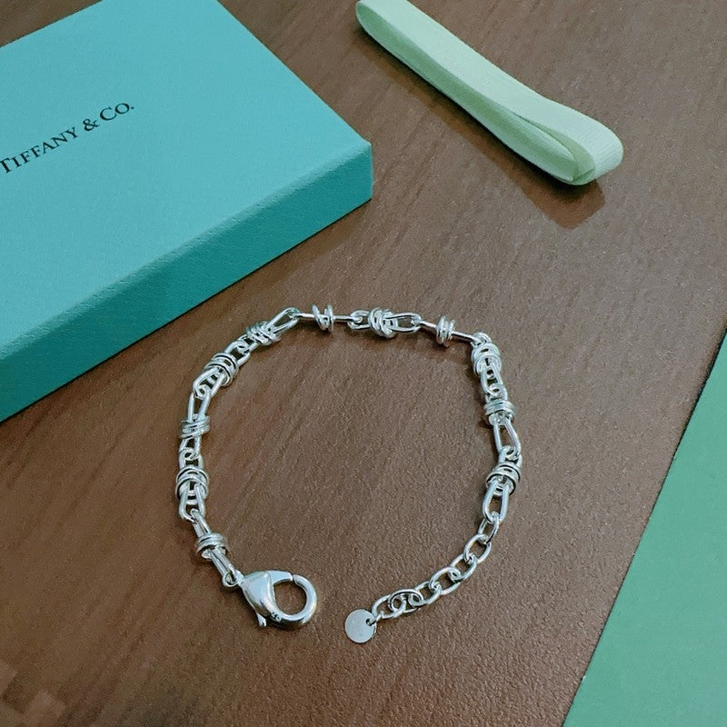 18K Tiffany Return to Lock Bracelet