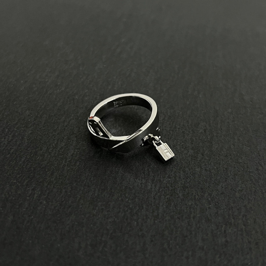 18K Hermes Kelly Gavroche Ring