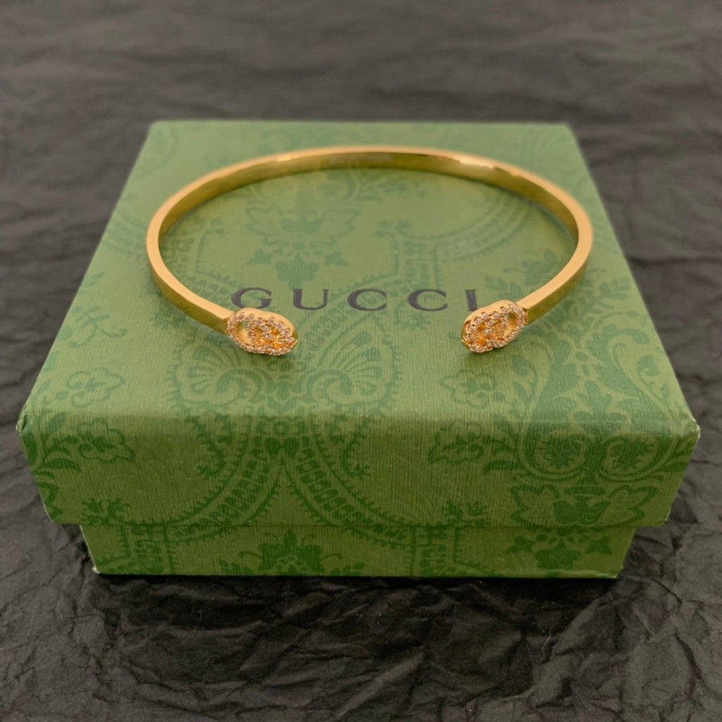 18K Gucci Double Running Diamond Cuff Bracelet