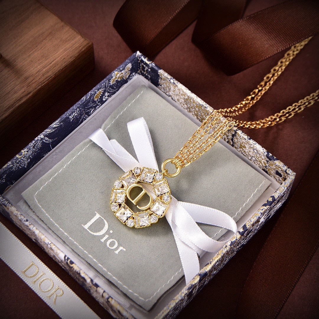 18K Dior Petit Pearls Necklace