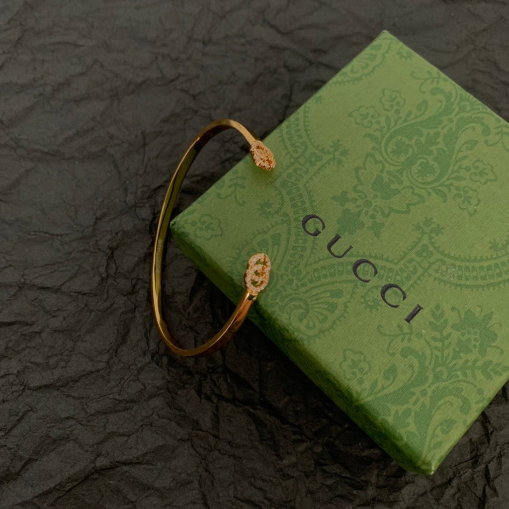 18K Gucci Double Running Diamond Cuff Bracelet