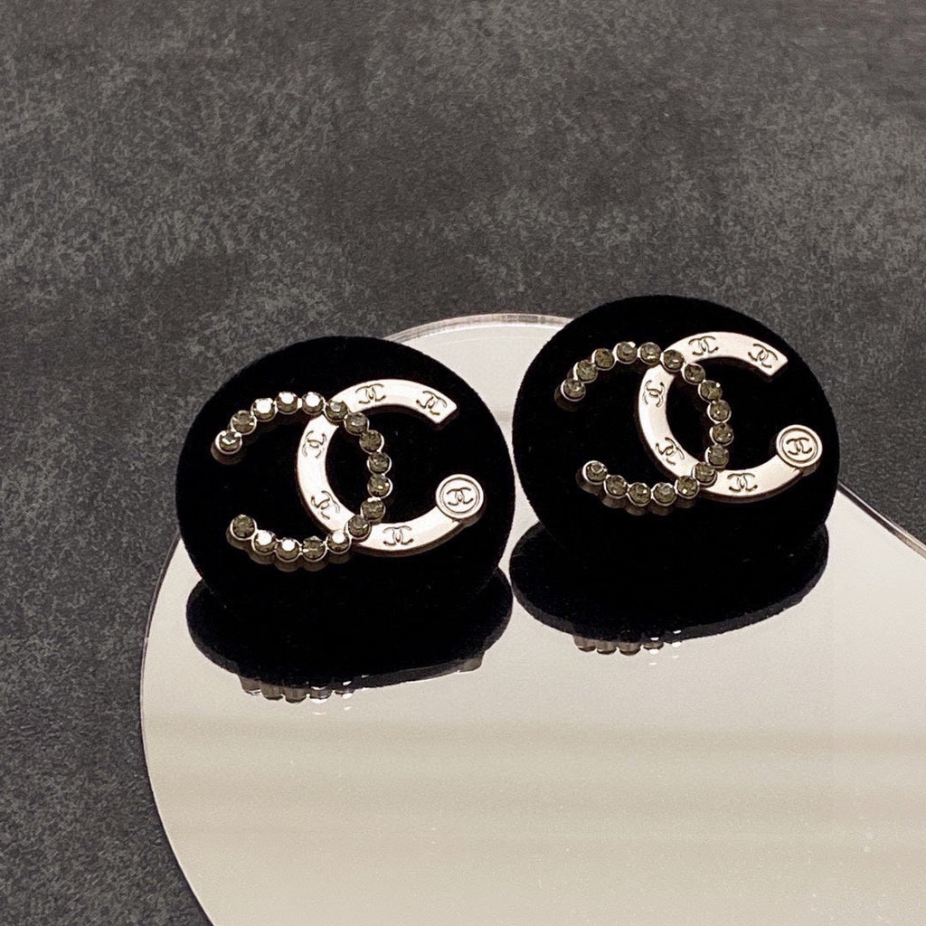 18K Chanel Black Resin Crystals Earrings