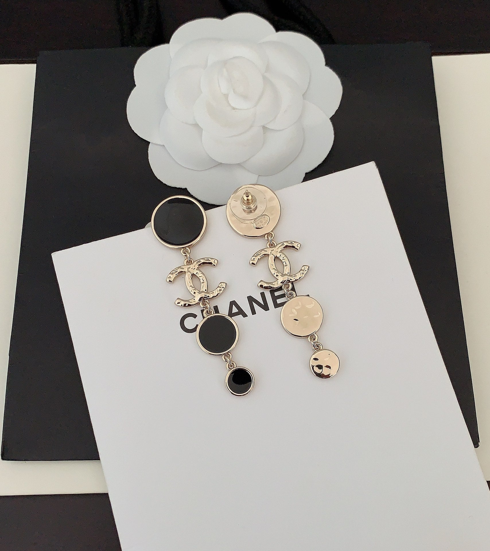 18K Chanel Black Crystals Earrings