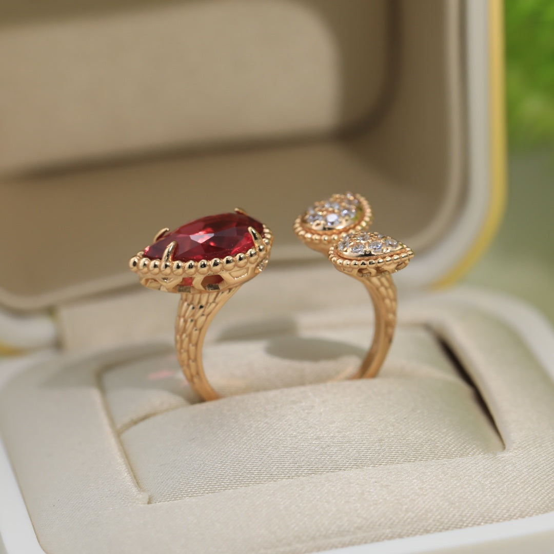 18K Serpent Boh ̈ ̈me Diamonds Ring