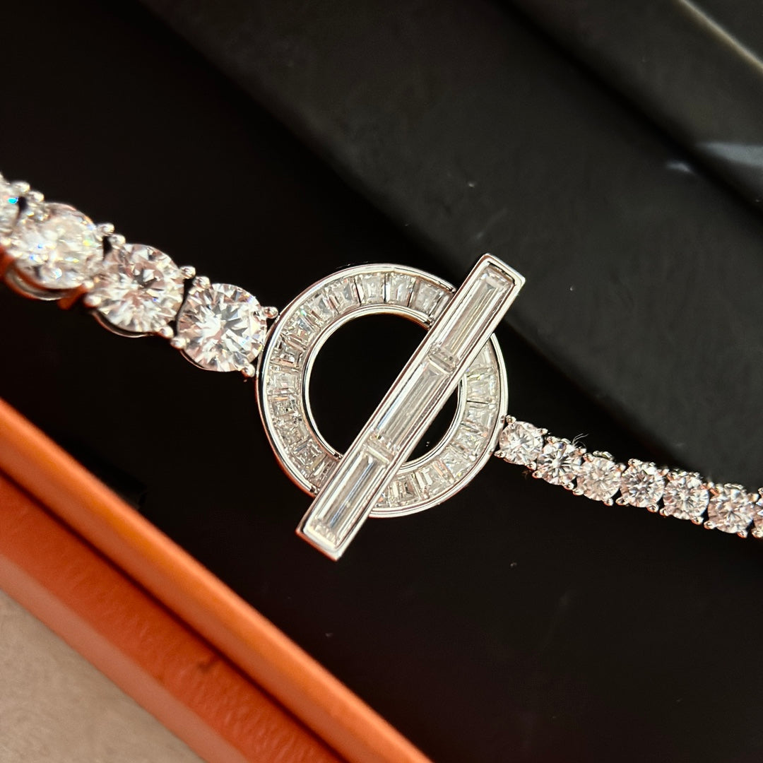 18K Hermes Finesse Link Diamond Bracelet