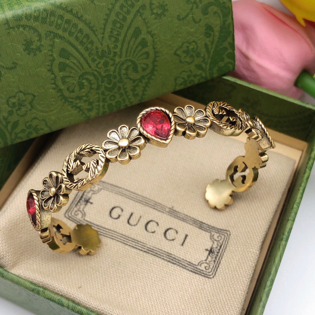 18K Gucci Double Flowers Red Crystals Open Cuff Bracelet