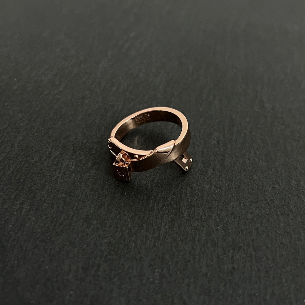 18K Hermes Kelly Gavroche Ring