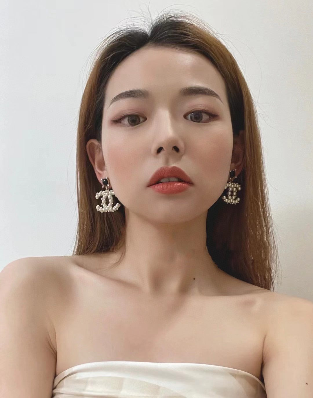 18K Chanel Pearl Pendant Earrings