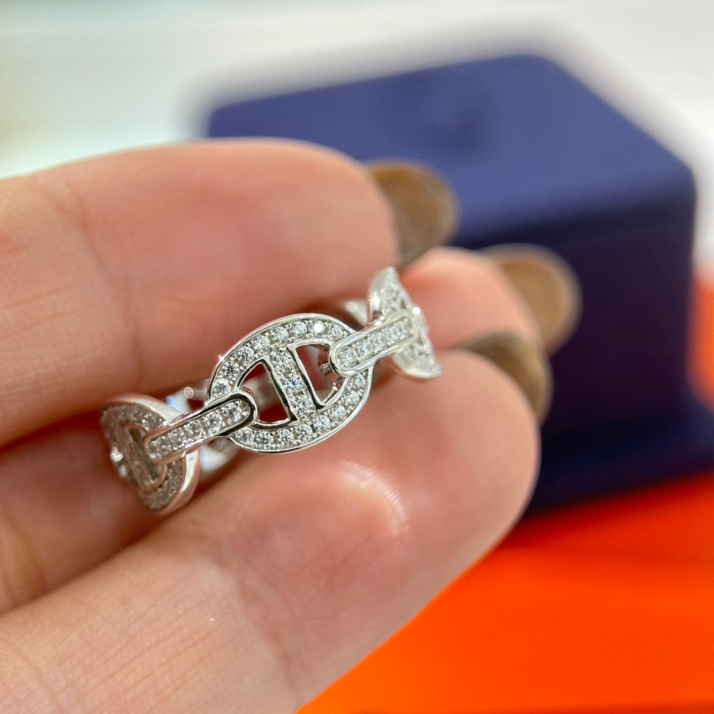 18K Hermes Chaine d'Ancre Enchainee Diamond Ring