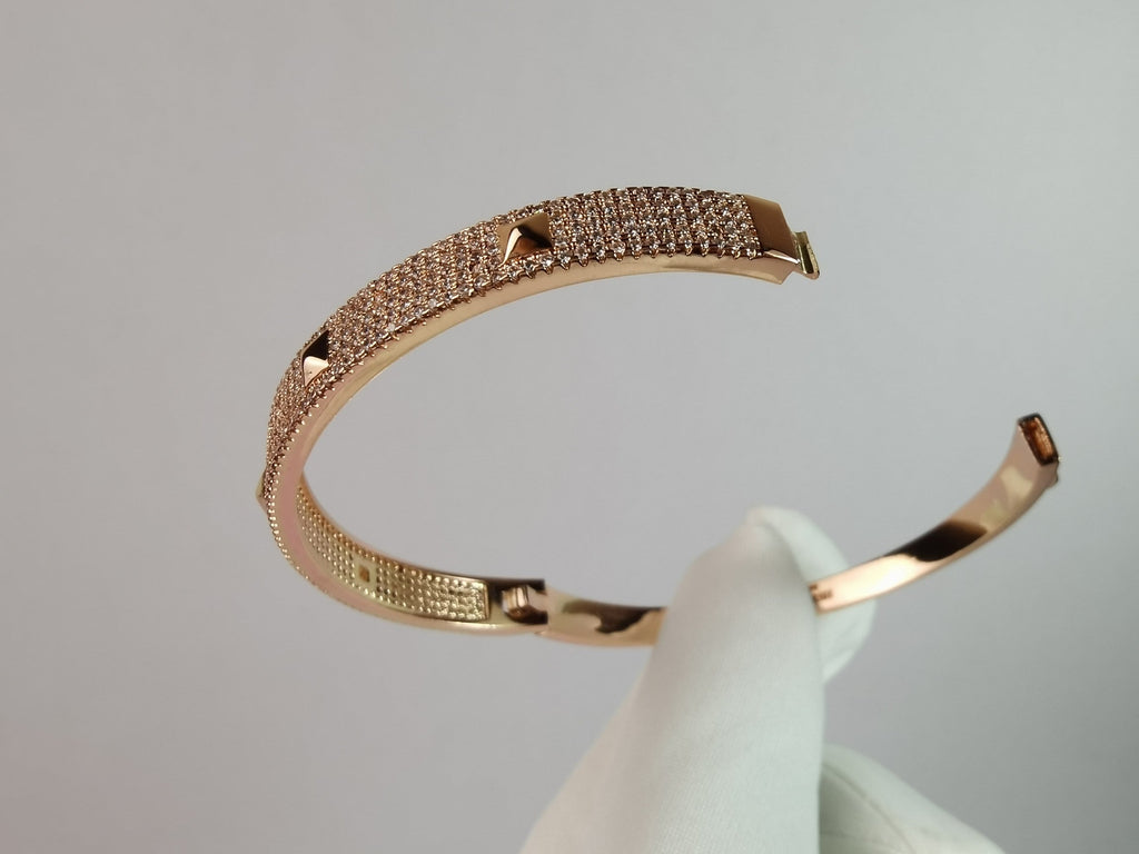 18K Hermes Collier De Chien Diamond Bracelet